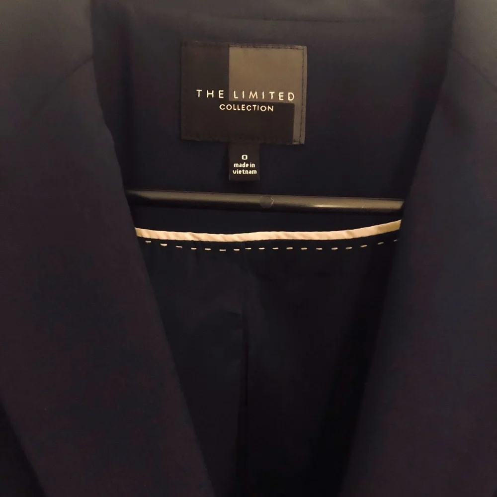 Blazer - Picture 2 of 2